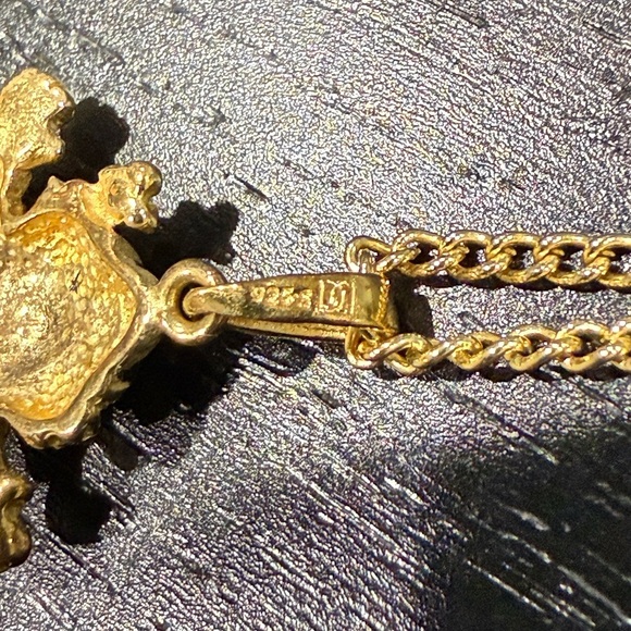 Cellini Gold Clown Necklace - Picture 6 of 9